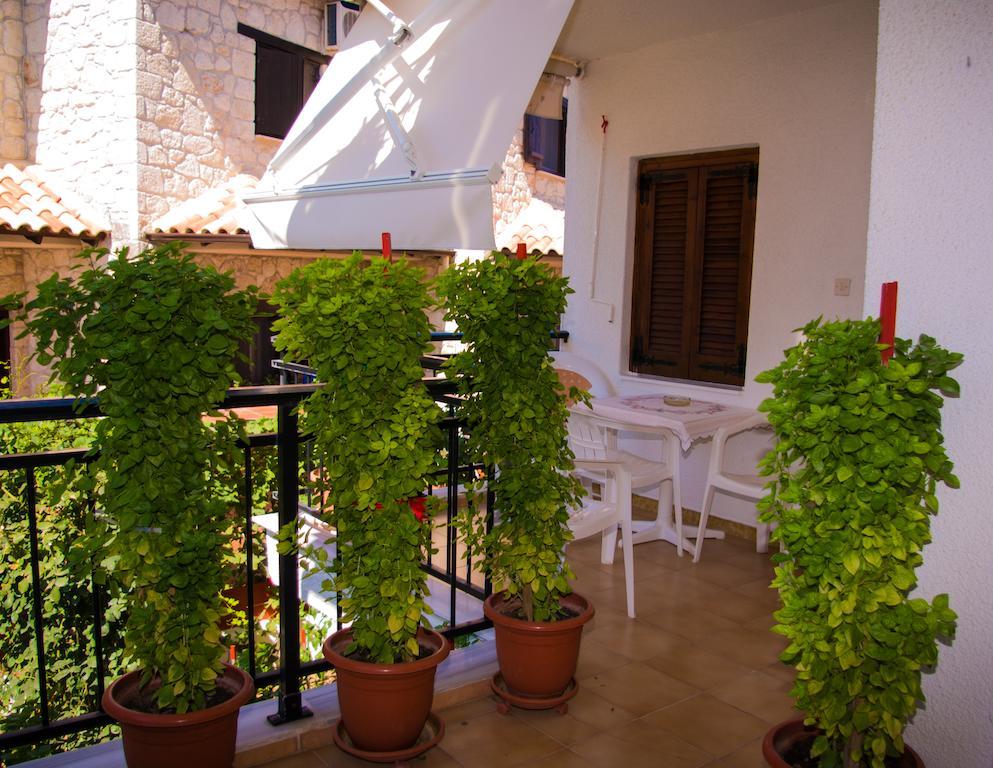 Nastasia Aparthotel Afytos