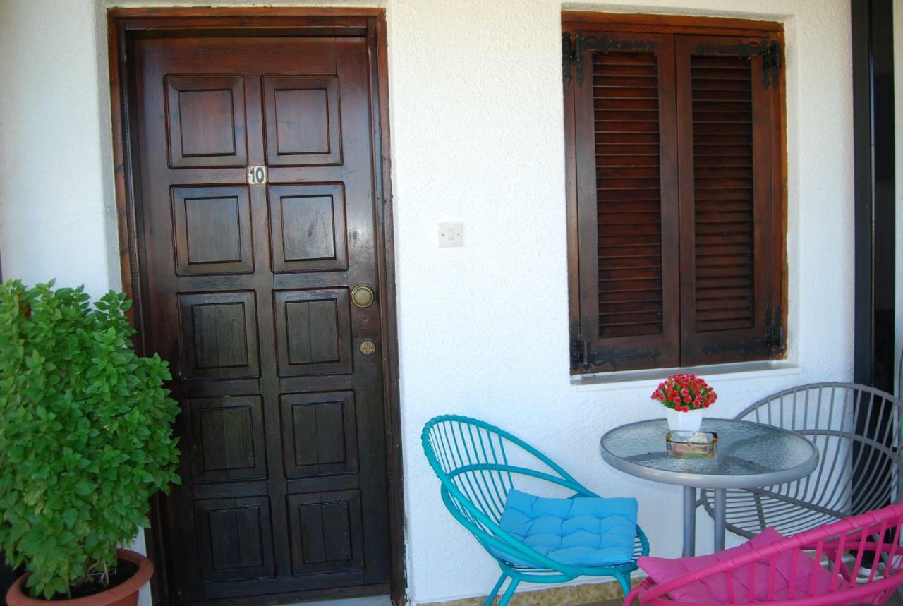Nastasia Aparthotel